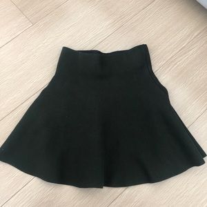 F21 black skirt highwaist